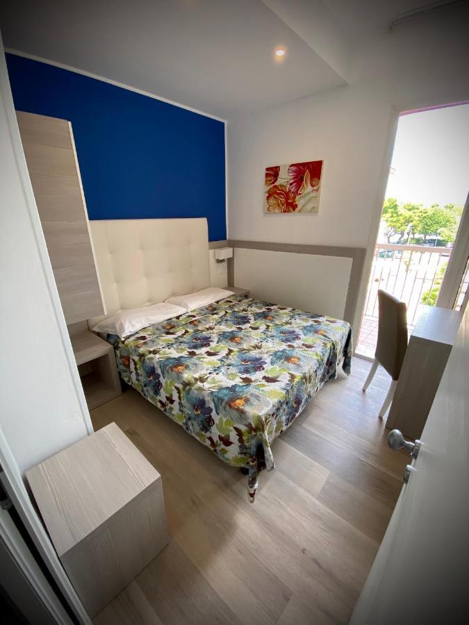 לידו די ג'סולו Hotel D'Annunzio מראה חיצוני תמונה