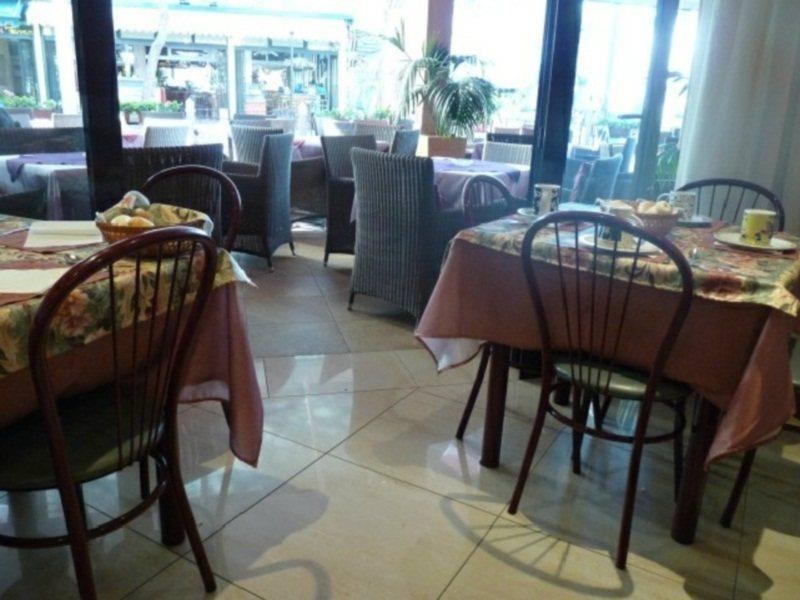 לידו די ג'סולו Hotel D'Annunzio מראה חיצוני תמונה